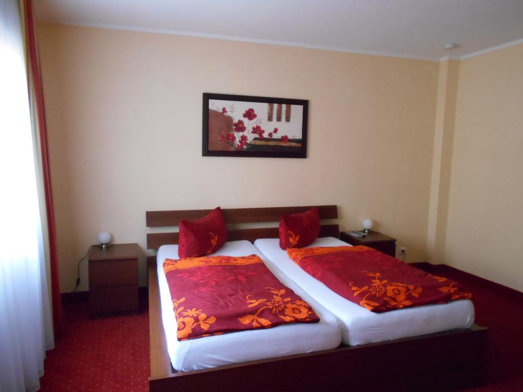 Hotel Posthof Sankt Wendel Δωμάτιο φωτογραφία